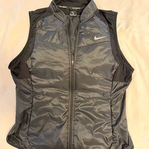 Women’s Nike Black Lightweight running Vest